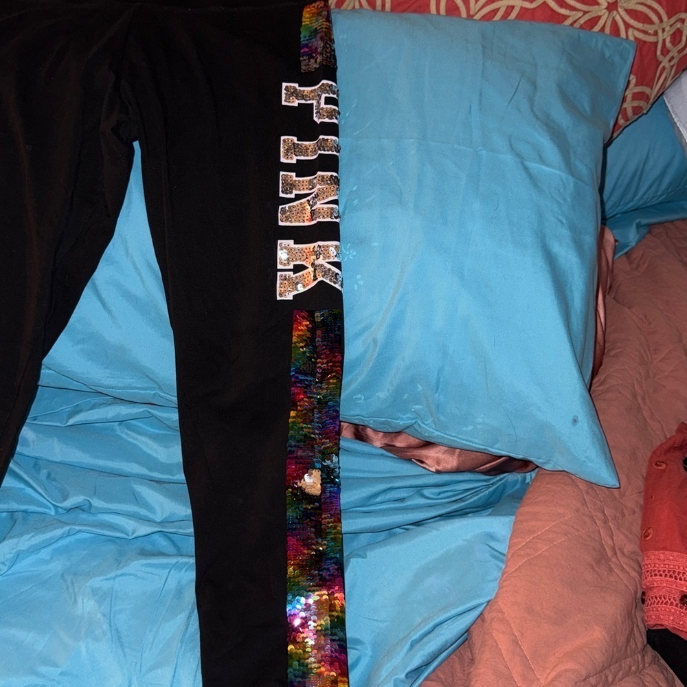 Victoria's Secret Black Yoga Leggings - Picture 4 of 6